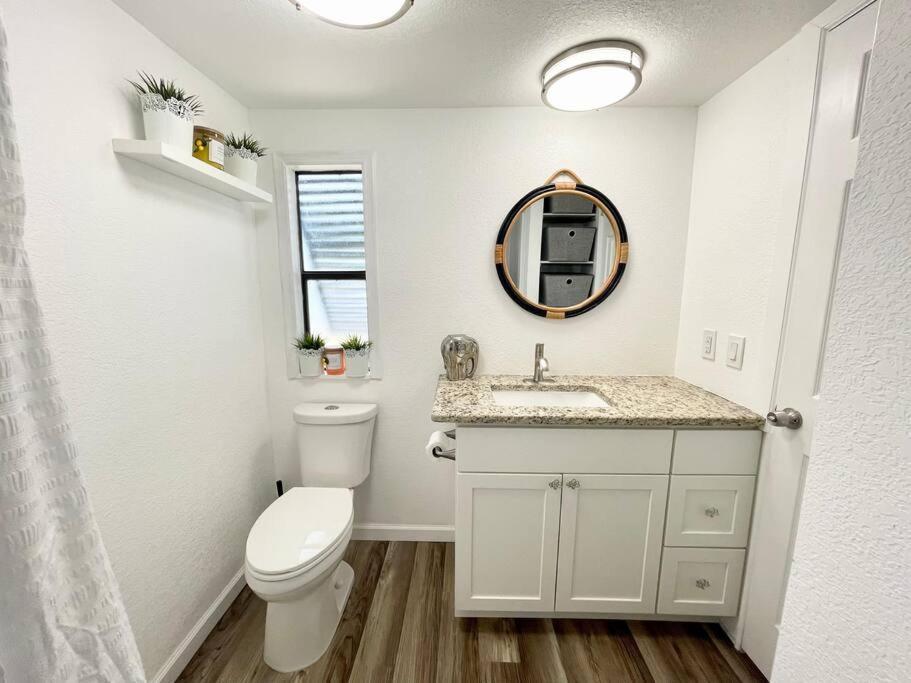 Merrit Island Waterfront House Lots Of Parking Villa Merritt Island Bagian luar foto